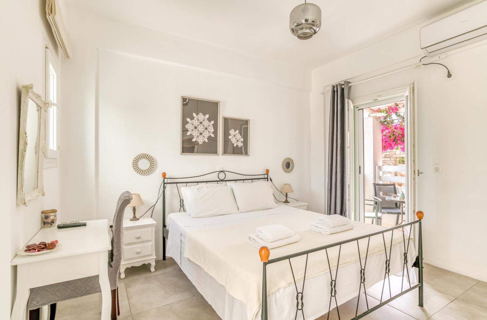 Dahlia Apartments And Studios Alikí Kültér fotó